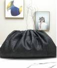 Сумка Bottega Veneta The Pouch Black Snake Clutch